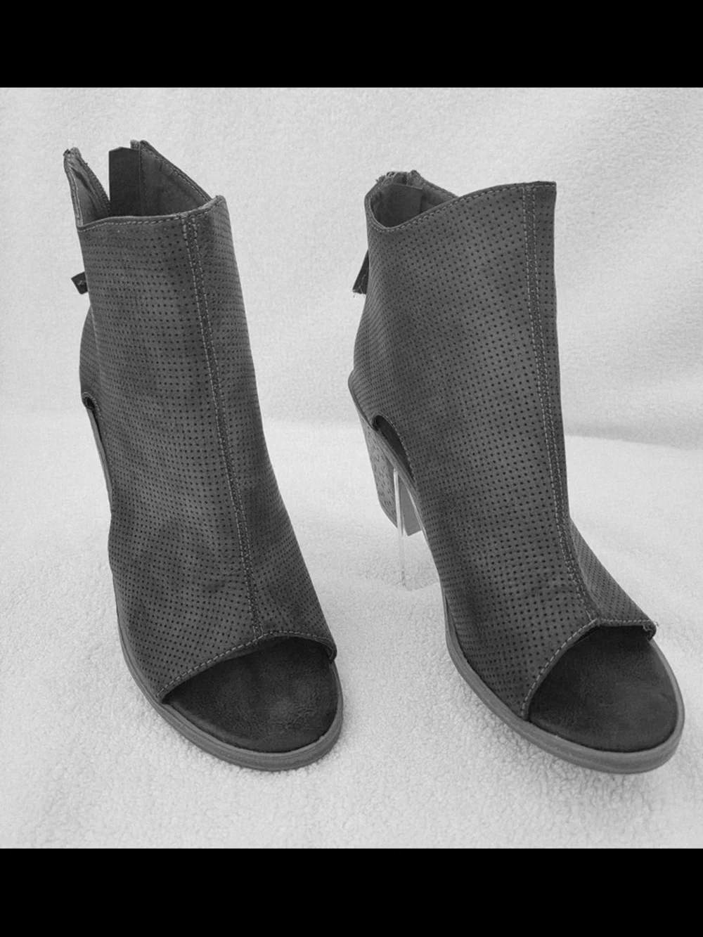 Maurices Dani Charcoal Grey Perforated Peep Toe Heeled Bootie Size 9
